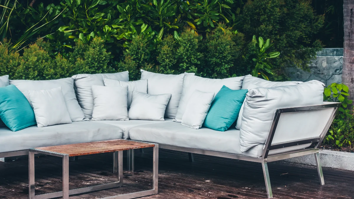 Ghế sofa ngoài trời